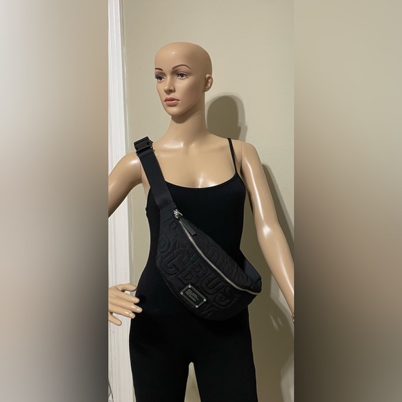 Marc Jacobs Quilted Black Belt/Body Bag - Picture 12 of 14